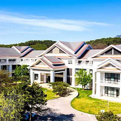 Beijing Guanshandi Hotel Hotels near Yanqihu Railway Station
