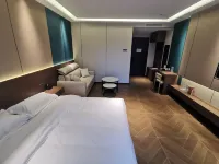齊齊哈爾季楓雲宿 紅岸體育場附近的飯店