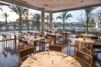 Port Elche - breakfast