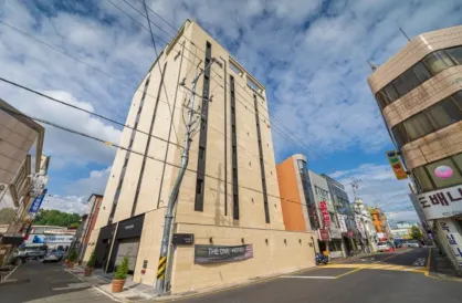 TheOne Hotel