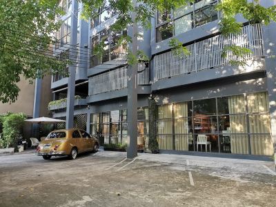 Collection O The Spades Hostel