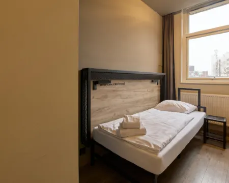 เอแอนด์โอ รอตเทนดัมซิตี้ โรงแรมในรอตเตอร์ดัม