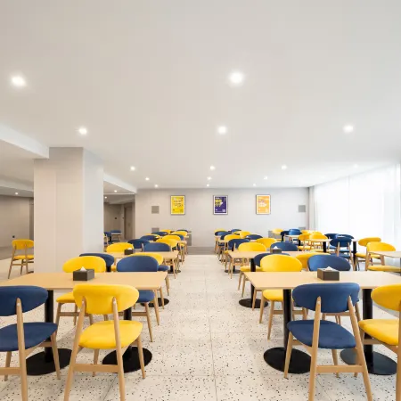 7Days Inn Hotel (Hunchun Xin Xi Market Haixianjie)
