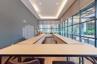 Alqueby Hotel near Kiara Artha Park & Trans Studio Mall Mitra RedDoorz Hotels in Kiaracondong