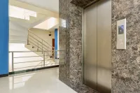 紅門PLUS酒店-雅加達加蘭佩穆達