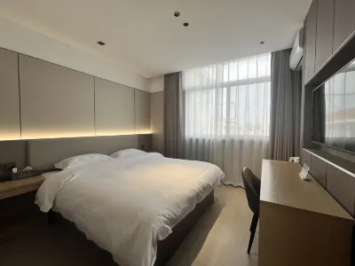 Longkou Zhaoren Business Hotel