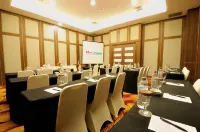 Swiss-Belexpress Jayapura Hotels in Gurabesi