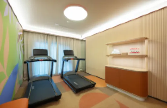 Orange Hotel (Kaifeng Millennium City Park Yingbin Gate)
