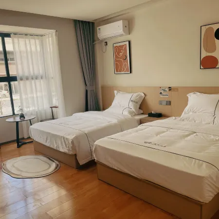 Hanyuan Qingfeng Xiaozhu Homestay (Jiuxiang Bus Station)