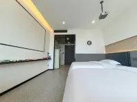 Qingxiang eSports Hotel - Park Yeri