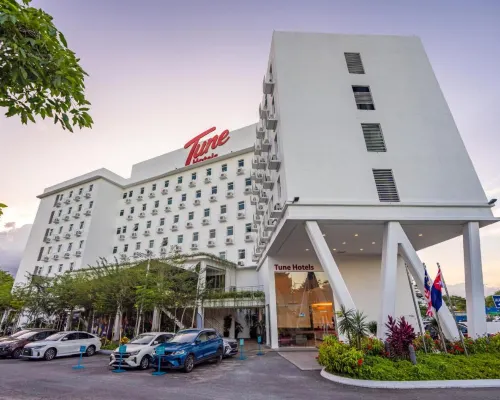 Tune Hotel - Danga Bay Johor Отели рядом с достопримечательностью «Автостанция Ларкин-Сентрал»