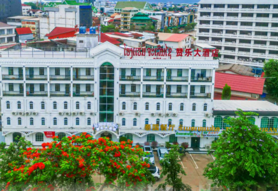 hotel overview picture