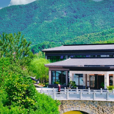 Guangde Yunmeng Valley Resort Hotel