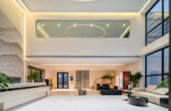 淺棠厚院酒店（洛陽洛邑古城麗景門十字街店）