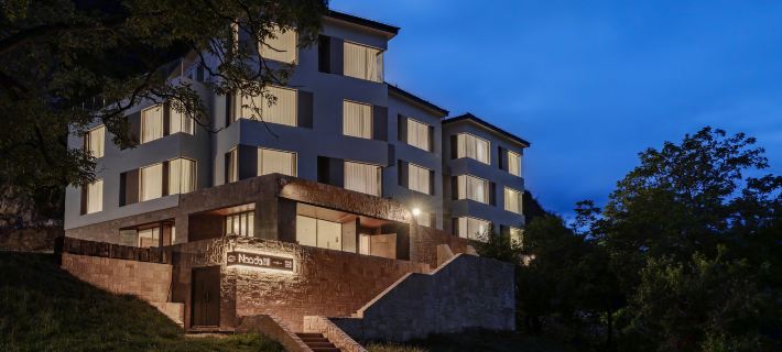 Linden Centre ·Benzilan Hotels in Deqin