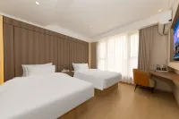 Elong ME Hotel (Ganzi Yajiang) Hotels in Yajiang