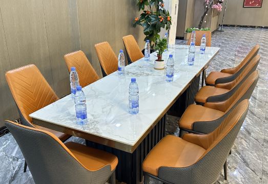 JUN YUE VI Lagos hotel