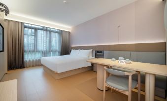 JI Hotel (Qinzhou Changrong World Trade Plaza)