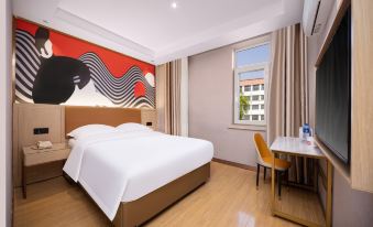 Junyi Chain Hotel (Tianjin North Station Beining Park Subway Station)