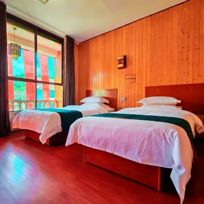 Weijing Hotel (Zhenshang) Hotels near Meishan Dragon Palace