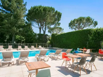 ibis Avignon Sud Hotels near Avignon Provence Airport