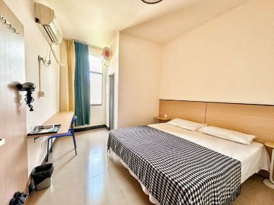 95 Hotel