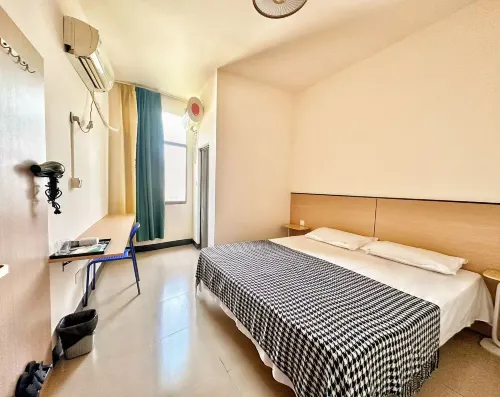 95 Hotel