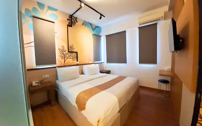 True Blue Hotel Mangga Besar Jakarta Отели рядом с достопримечательностью «Таман Сатрия III»