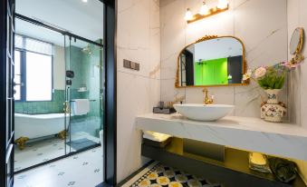 Bund No.1 Hotel (Jichuanmen Ancient City Wall, Tingzhou)