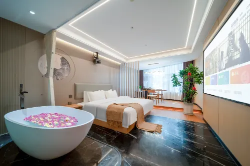 Qiyun Yaju Hotel (Xingyi Jushan Square Dream City Mall)