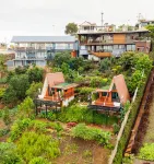 Leesuma cafe & homestay