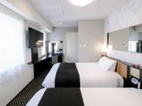 APA Hotel Yokohama Kannai - Parkplatz