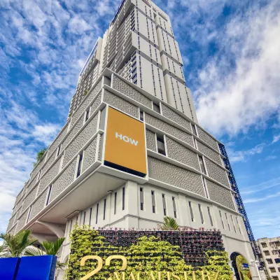 22 Macalisterz Premium Suites Penang by BYON Отели рядом с достопримечательностью «Особняк Саффолк-хаус»