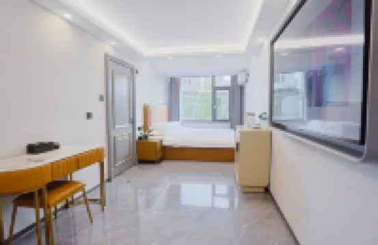 Jinzhou Orange Hotel (Train Station Linghe Night Market Branch)