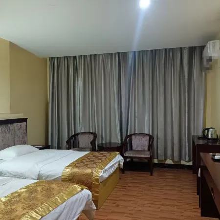 Bobai Shahe Town Wenhua Business Grand Hotel