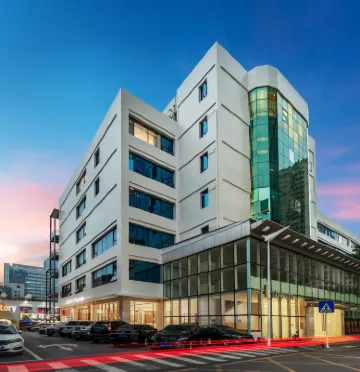 Shenzhen Science and Technology Park Hejian S Hotel (Shenzhen University Metro Station) Hotels near Tencent Headquarters