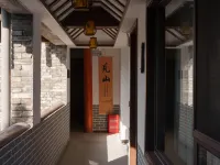 洛陽雲來飯店（洛邑古城麗景門十字街店） 贾马营附近的飯店