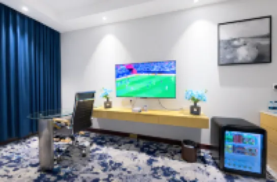 บลู โรส การ์เดน โรงแรม โอลายา