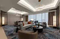 Chengdu Rainbird International Hotel (Jinsha Museum Yipintianxia Double Subway Station)