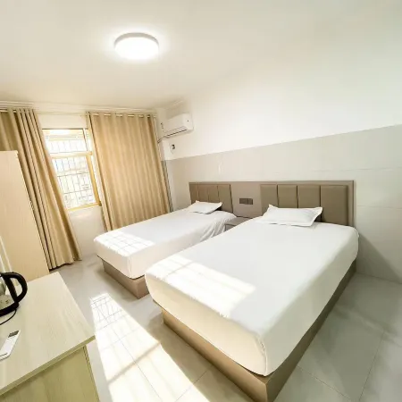 Lisheng Homestay (People's Hospital)