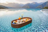 DeLaMont Sapa Hotel - Hill Serenity Retreat - Rooftop Pools