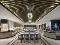 Rebecca Hotel (Xuchang Caowei Ancient Town Pangdonglai Times Square)