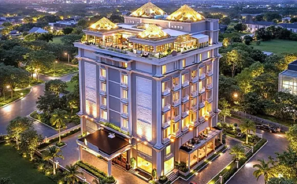 The Grantage Hotel & Sky Lounge