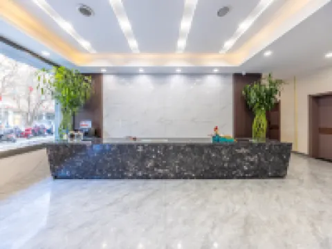 Dunhuang Xingzi Hotel (Shazhou Night Market) Hotels in Dunhuang