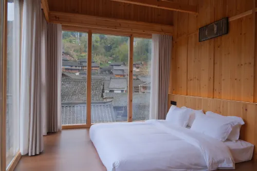 Dali Dong Village Qingwa Qushui Homestay - เปิดใหม่