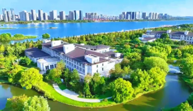 LinYi YiHe BinGuan Hotels in Municipal Government Central Area/Linyi Grand Theater