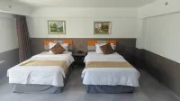 Dandong Chaoda Hotel (Yalu River)