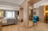 Marti Resort Deluxe Hotel