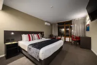 Carnmore Hotel Lower Hutt - balcony