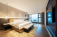 Jianguo · Platinum Hotel (Qinzhou City’s Iconic Restaurant and Food Plaza)